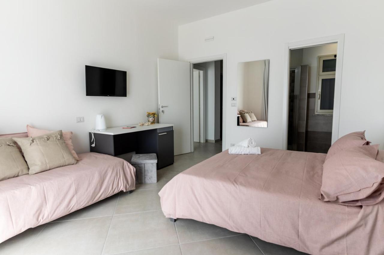 Teddu B&B Giardini Naxos Bagian luar foto