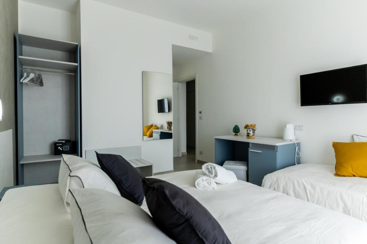 Teddu B&B Giardini Naxos Bagian luar foto