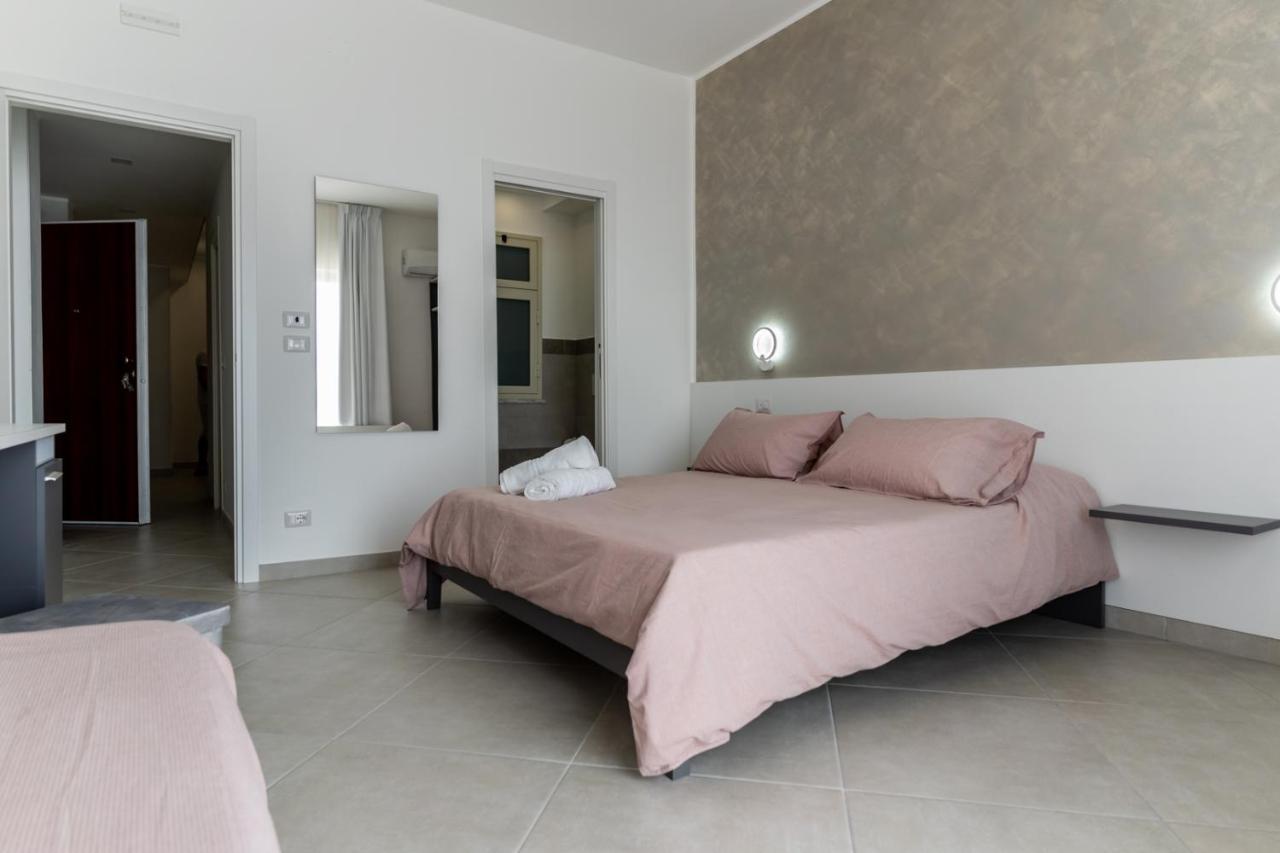 Teddu B&B Giardini Naxos Bagian luar foto