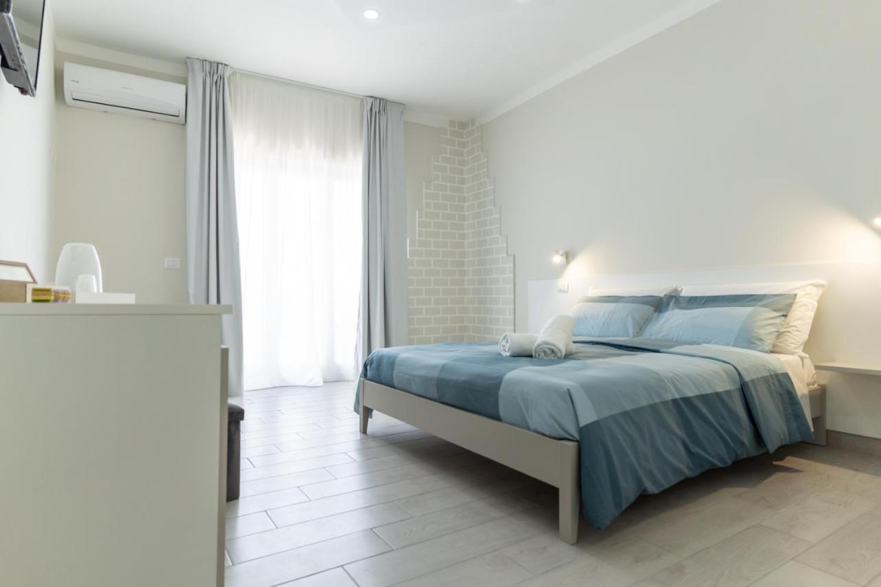 Teddu B&B Giardini Naxos Bagian luar foto